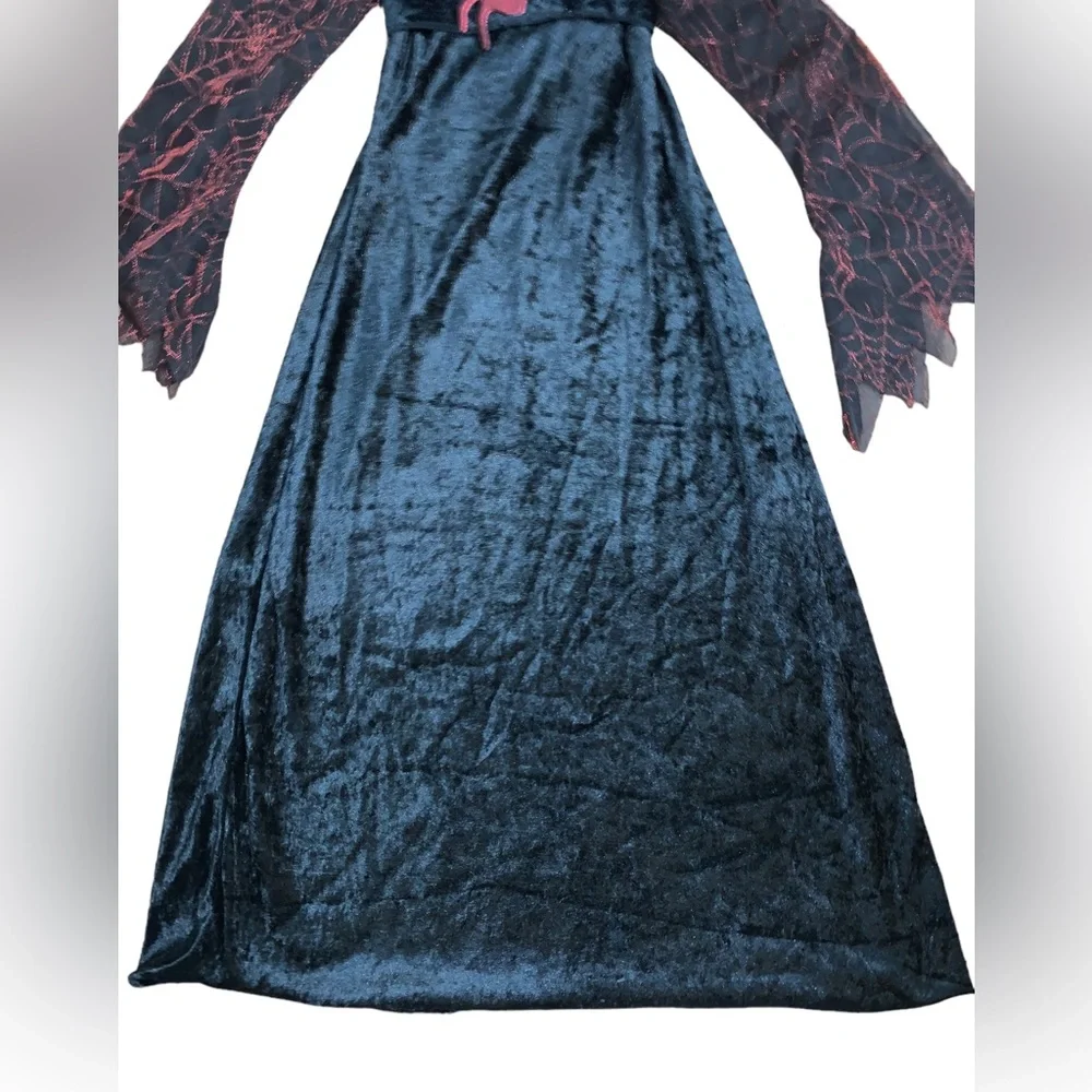 Girl Spider Countess / Widow  Long Dress Halloween Costume Size Large or 8-10